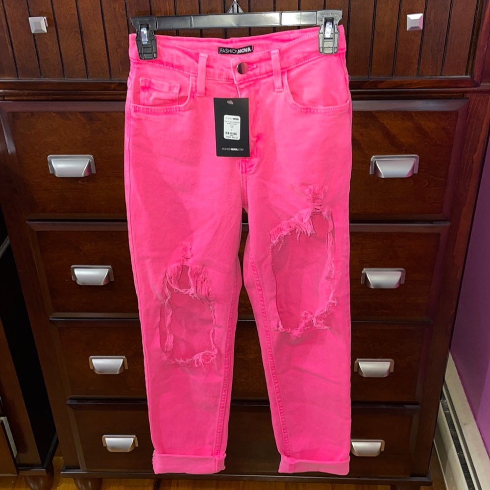FN “Time To Burn Distressed Boyfriend Jeans” 💖